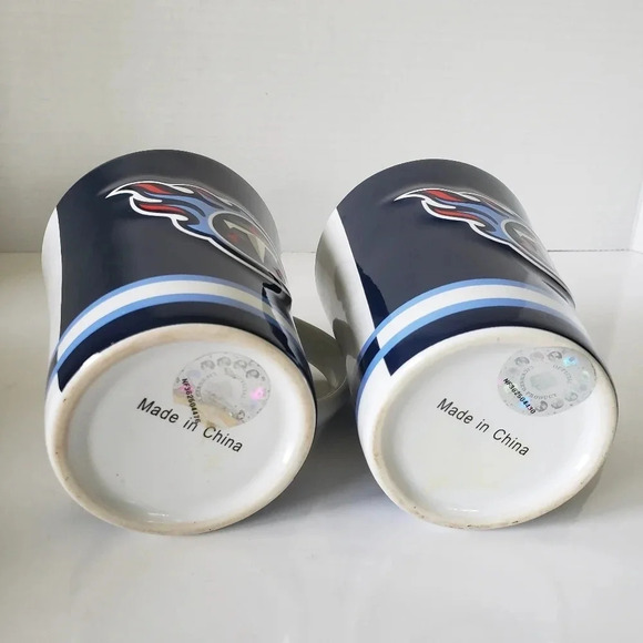 Tennessee Titans NFL set of  2 14oz Sculpted Blue/White Coffee Mugs. - Picture 7 of 8